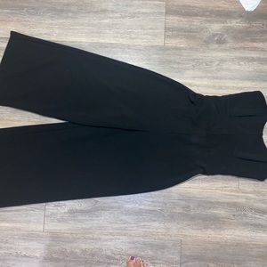 BLACK STRAPLESS JUMPSUIT